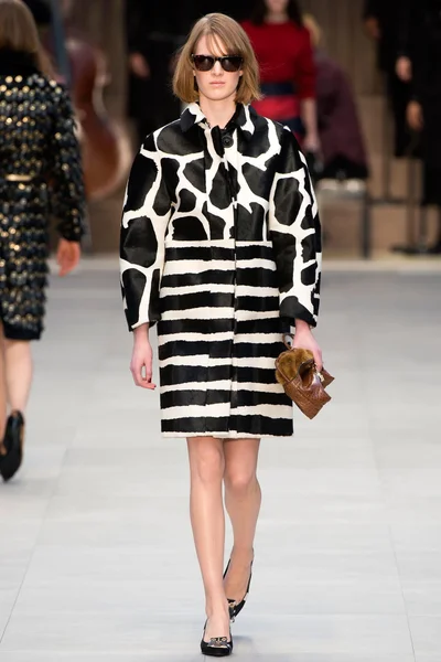 Look 34